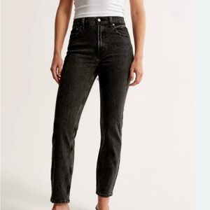 Abercrombie & Fitch The Mom High Rise Black Jean